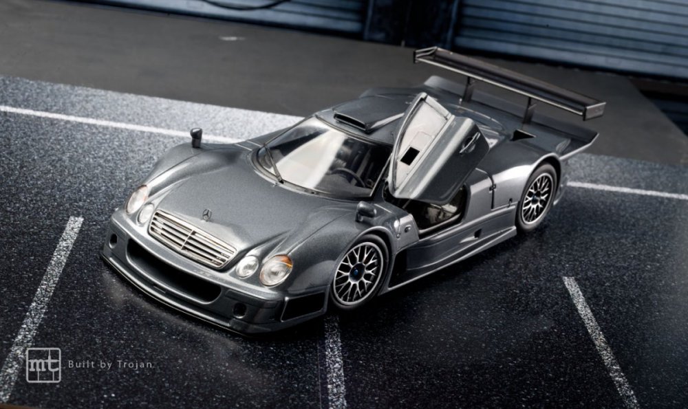 Mercedes-CLK-GTR-Tamiya-fot4.thumb.jpg.2561fa4b84f5199bbc25178ceaca18d0.jpg