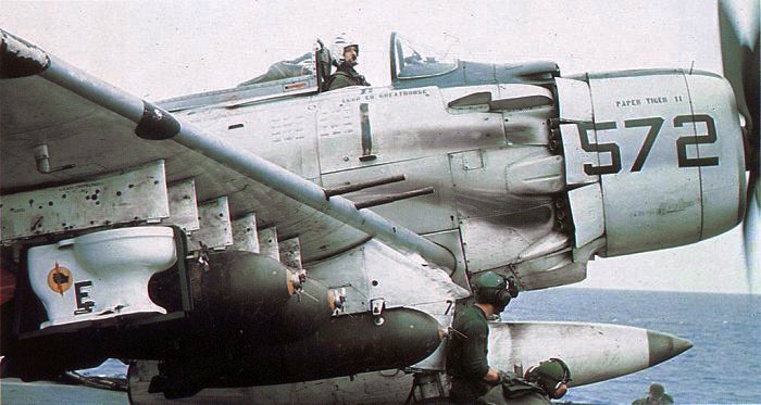A-1H_Skyraider_of_VA-25_with_toilet_bomb.jpg.68fe76626585dc92600a9f7d3f974d00.jpg