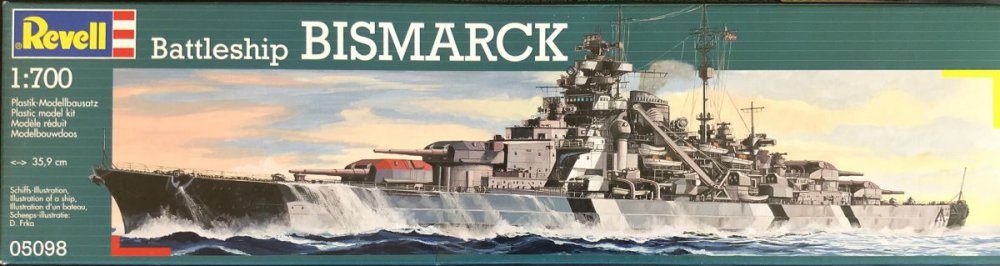 Bismarck 1941 (Revell).JPG