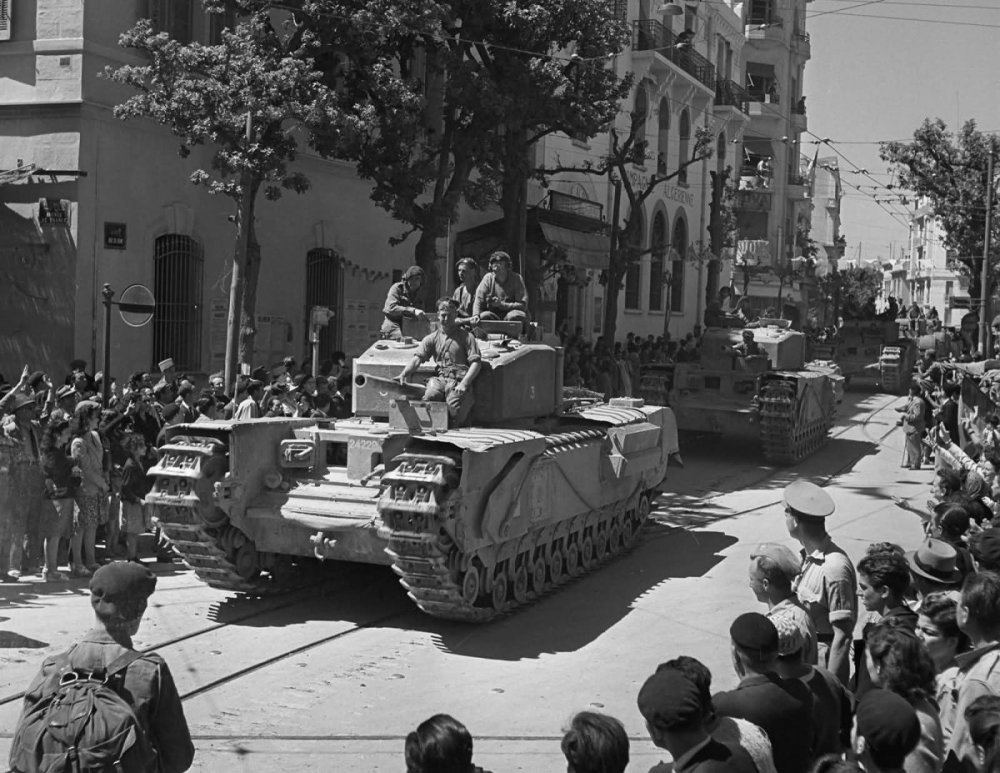 Churchill_Tanks_Tunisia_20_May_1943_2.jpg