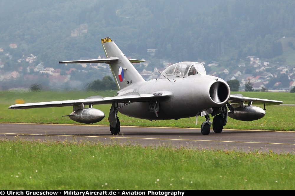 MiG-15_OK-UTI_AP2019_1911_800.jpg.09a7ff1b93e82c3a1de420cfb1a629ab.jpg