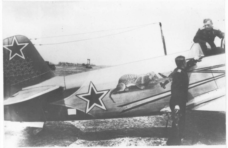 yak1b-Pokrovskiy.jpg.8c5d41cd00086f67941847fd8d185acc.jpg