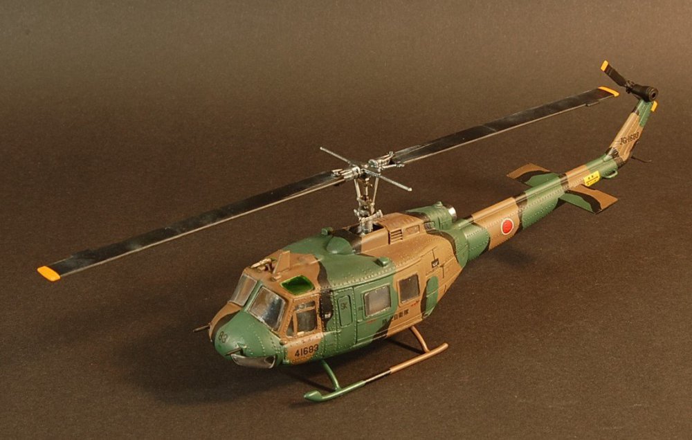 Bell UH-1 - 17.JPG