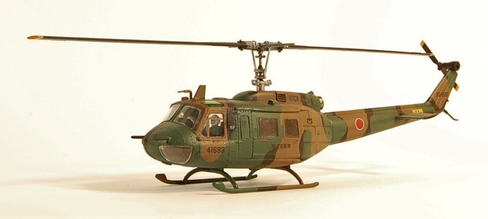 Bell UH-1 - 02.JPG