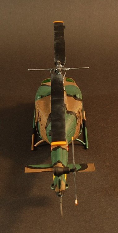 Bell UH-1 - 22.JPG