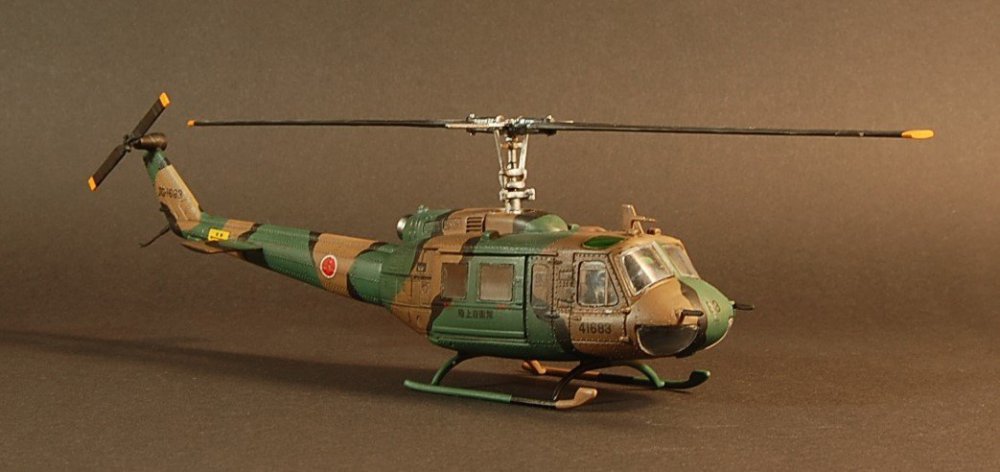 Bell UH-1 - 28.JPG