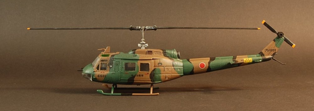 Bell UH-1 - 25.JPG