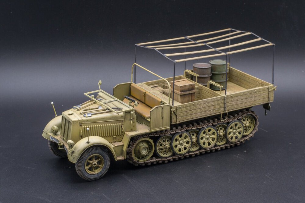 Sd.kfz.7 -19.jpg