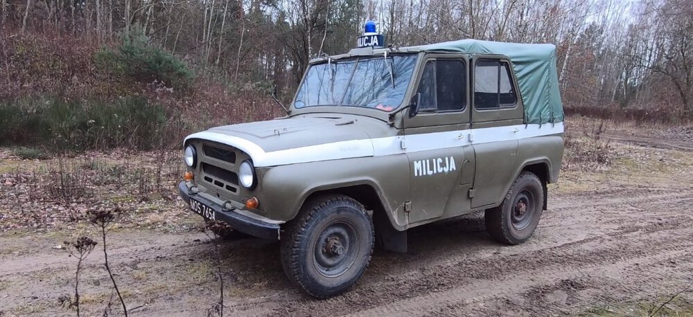 uaz-469-olx-6-e1580324242940.thumb.jpg.15e9eb07ff482143935f581c85da78ea.jpg