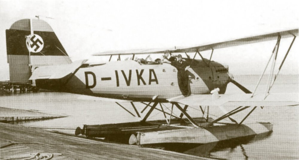 Heinkel-He-60C-D-IVKA-at-Seefliegerhorst-Rugen-Baltic-sea-Germany-1936-Seeflieger-P5.thumb.jpg.48f4d768264a9df7f91bd42baeaea6e2.jpg