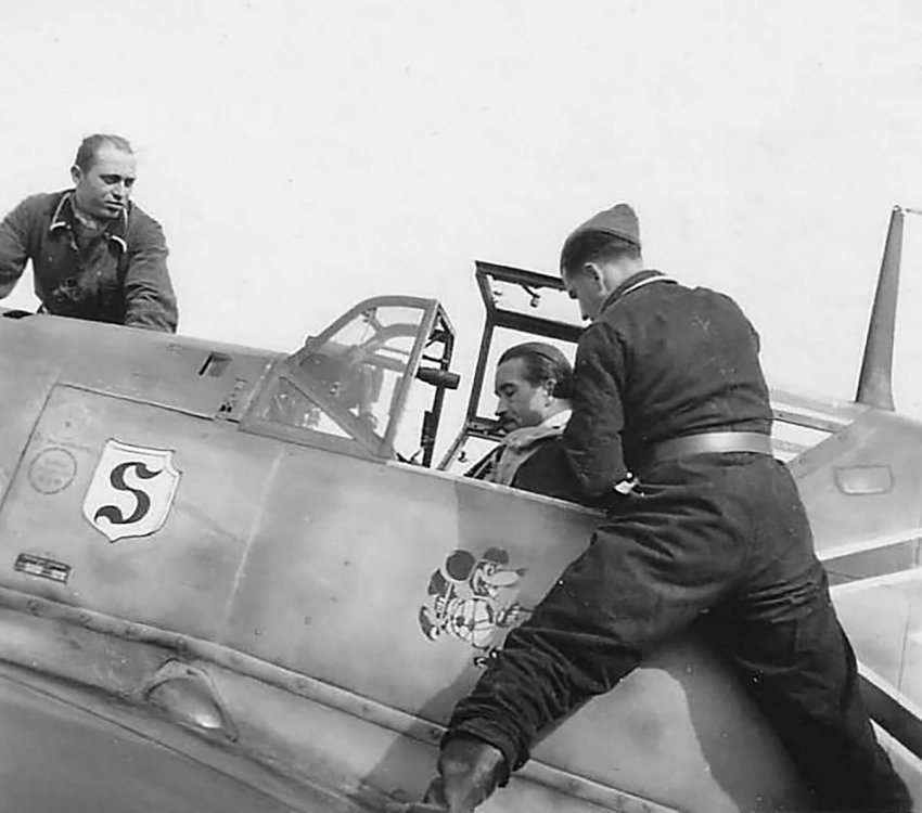 Messerschmitt-Bf-109E4-Stab-JG26-Adolf-Galland-WNr-5819-France-1940-05.jpg