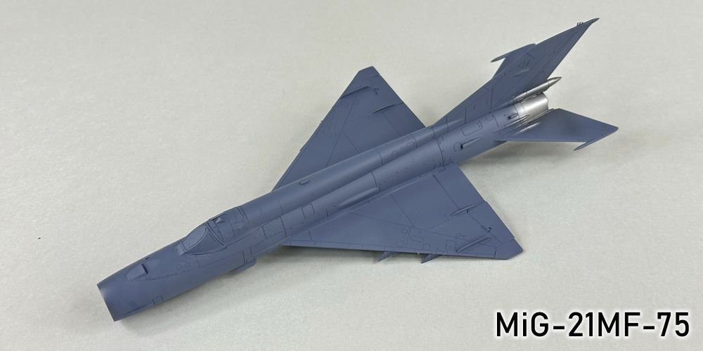 413657733_MiG-21MF-75027r.jpg.98c74a90c212338cfd25f219c90ca558.jpg