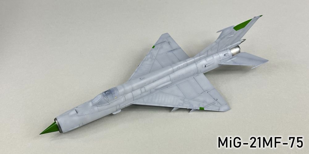453521381_MiG-21MF-75032r.jpg.89b5a1af3622cbd76e3b316481ba380f.jpg