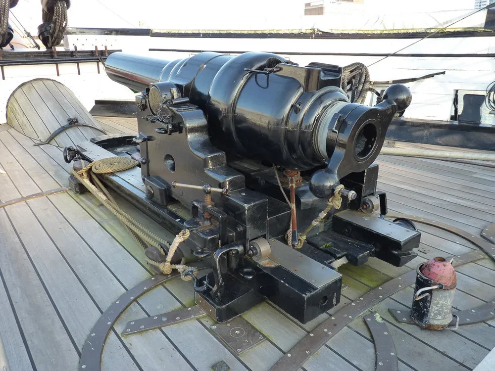 fs1600x1200px-HMS_Warrior18607.webp