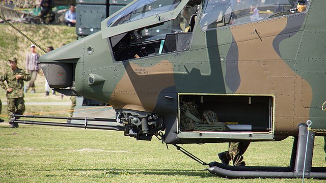 551200726_640px-JGSDF_AH-1S(73472)_nose_section_left_side_view_at_Camp_Shinodayama_April_16_2017.jpg.9ecb435ba7ef87651f0380d29dd066fe.jpg