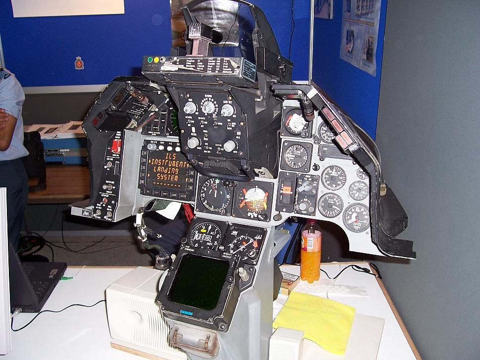 113622759_F-16AUSA2.jpg.1c3fe379a545b58b4cd9ecab789ca297.jpg