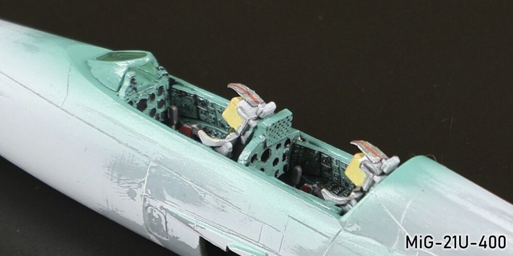 637143052_MiG-21U66-400008r.thumb.jpg.5fc48416e72eb5c62c4a739009560fdd.jpg
