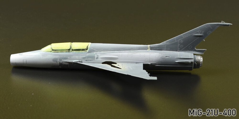647652607_MiG-21U66-400012r.thumb.jpg.650f9dfe58b69105e60de55d847f37e3.jpg