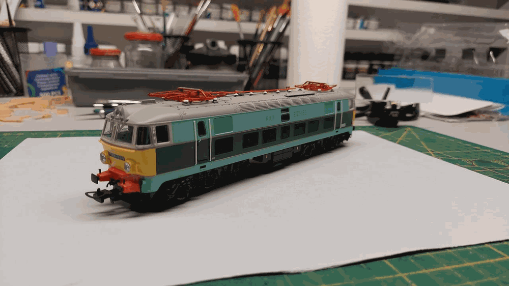 1680369635_1A(Copy).thumb.gif.a5512e2223c11d5e35745eb0bbb53295.gif