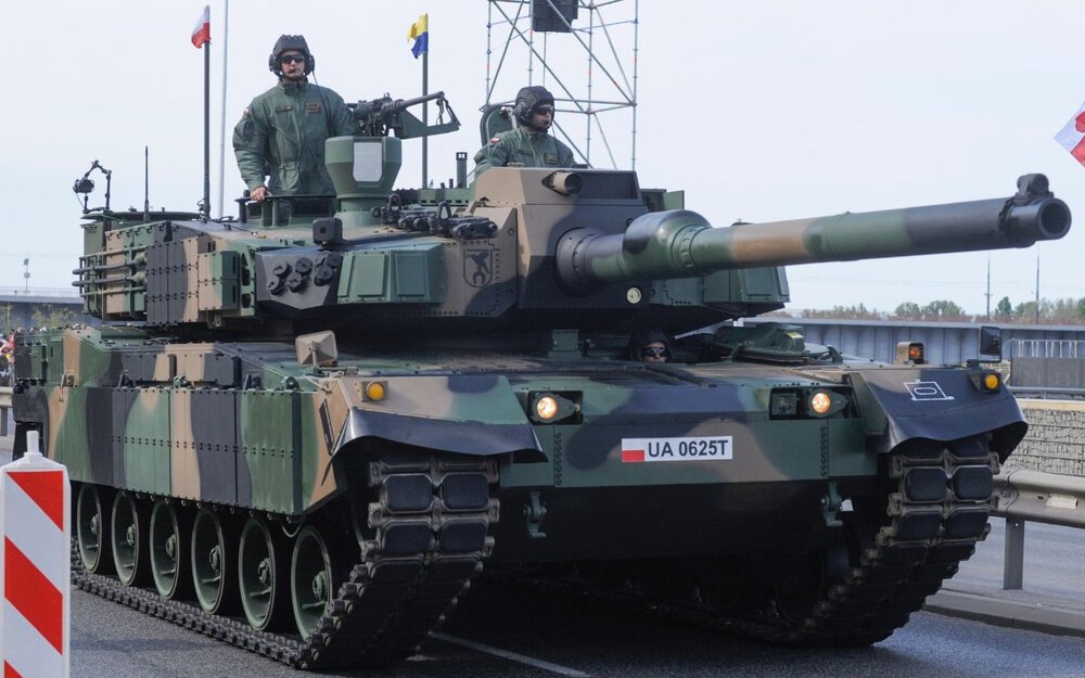 UA 0625T.jpg