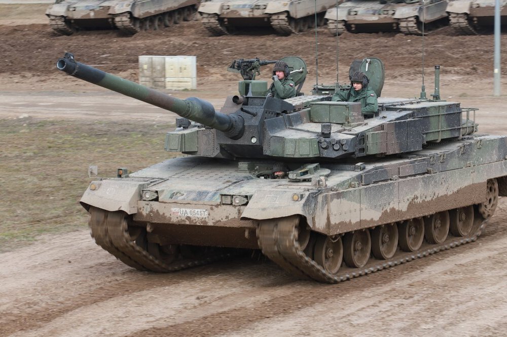 UA 0545T.jpg