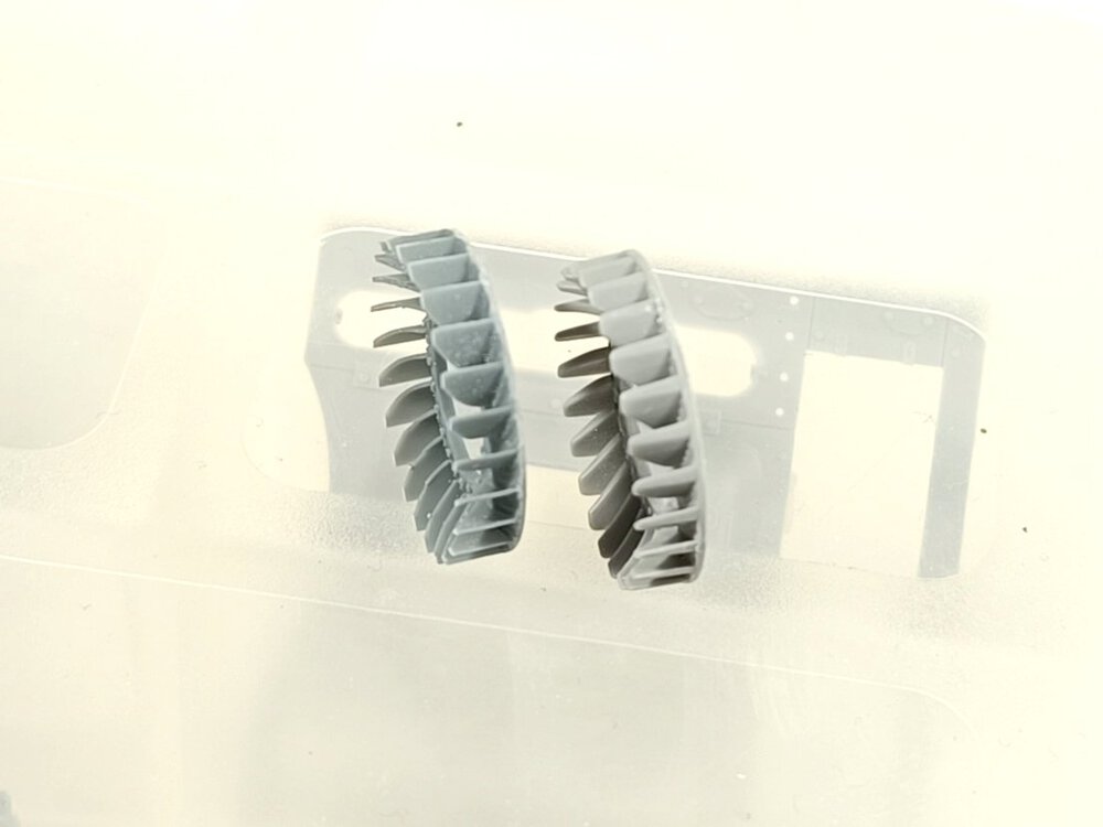 11(4).thumb.jpg.58d510079c5b781fd9b6044e51ff018a.jpg
