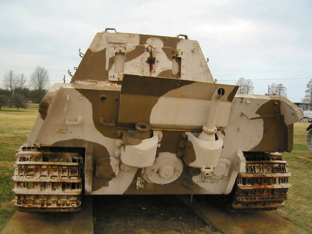 jagdtiger_46_of_82.jpg