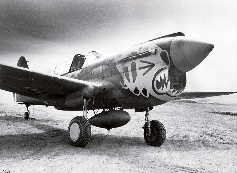 793904519_CurtissP-40EWarhawk343FG11FSAleutianTigersAleutianIslandsUmnakAlaska1942.jpg.d12ee2711707622de3d438ae554efedb.jpg