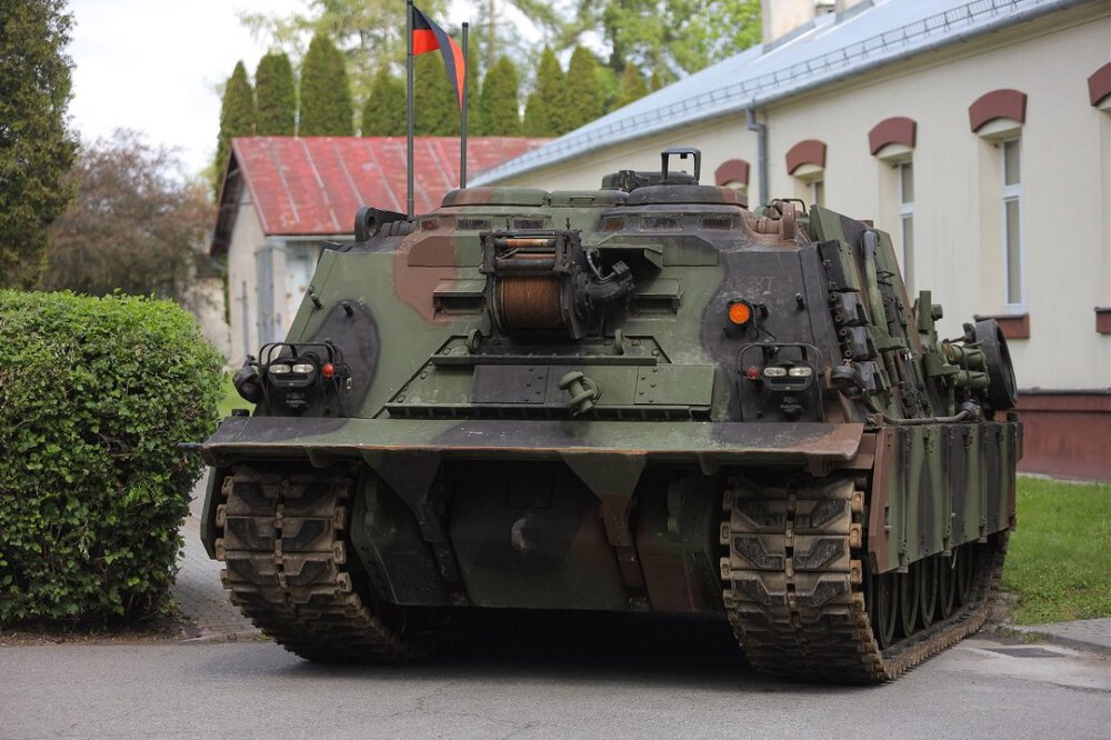 UA 0688T.jpg