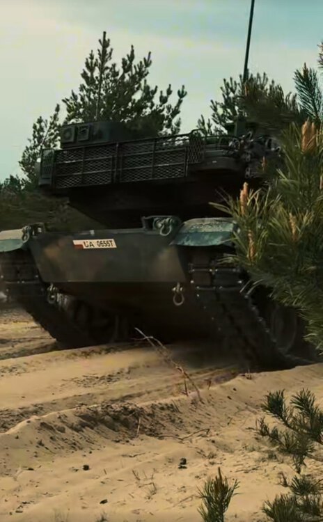 UA 0655T.jpg