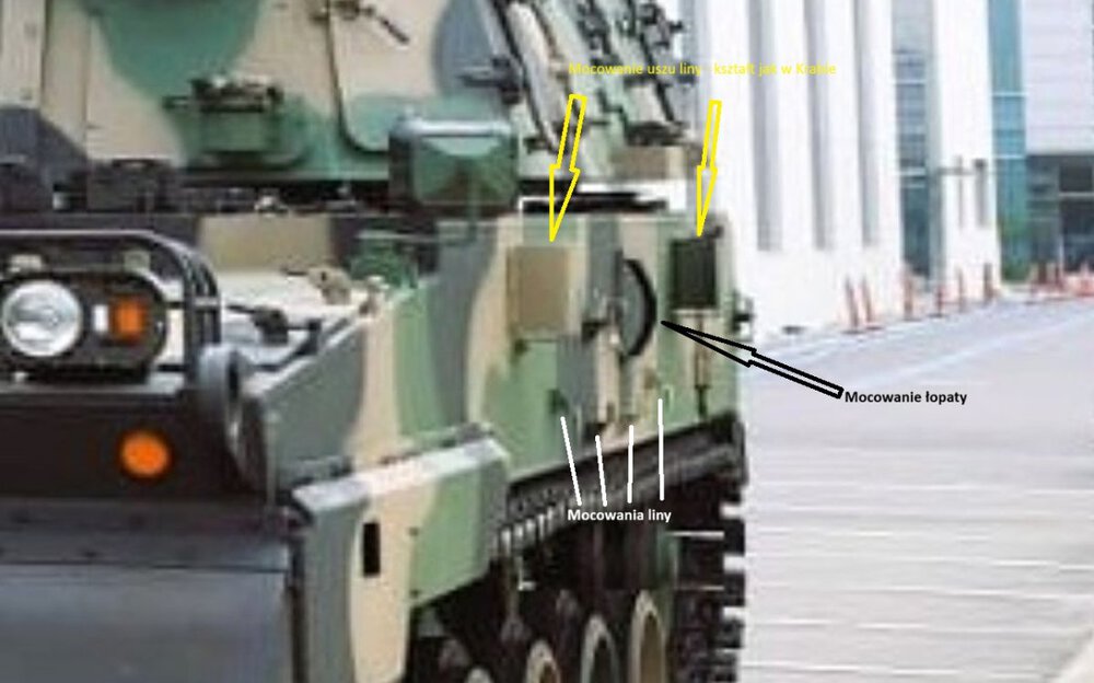 K9 EC2a1 mocowanie liny lewa strona mocowanie łopat.jpg