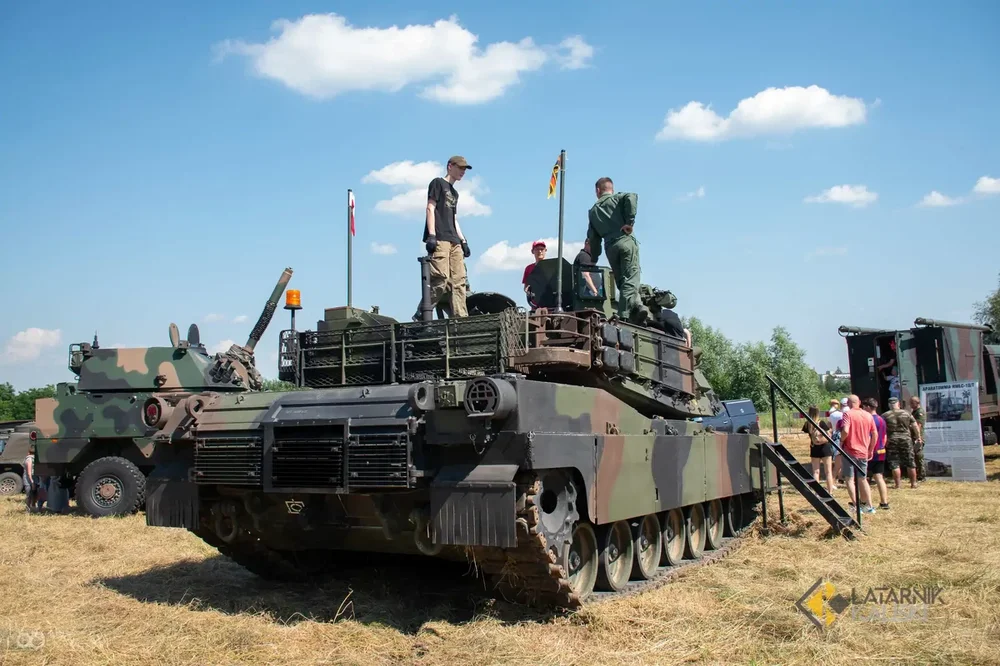 PiknikMilitarnyZielona200.webp
