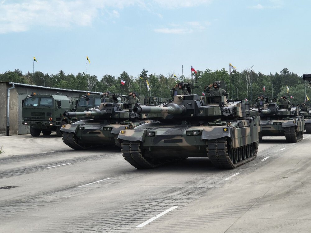 SZCZYPIOR-04, TANKIETKA -04.jpg