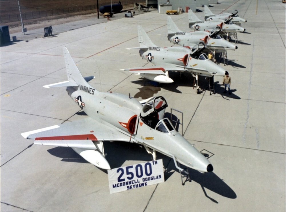 2500-skyhawk.jpg