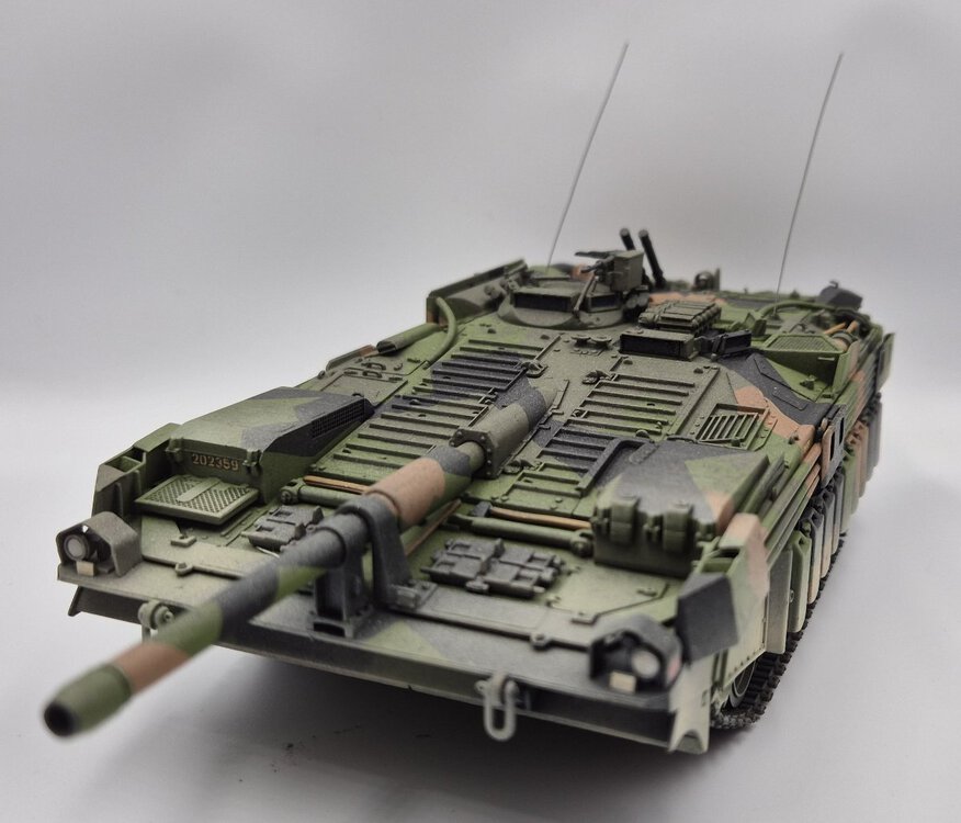 Strv 103 05.jpg