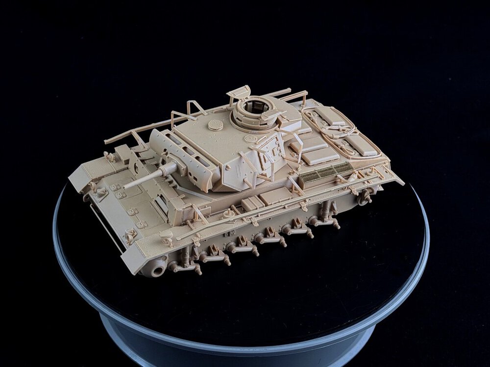 Panzer III Ausf L - 01.jpg