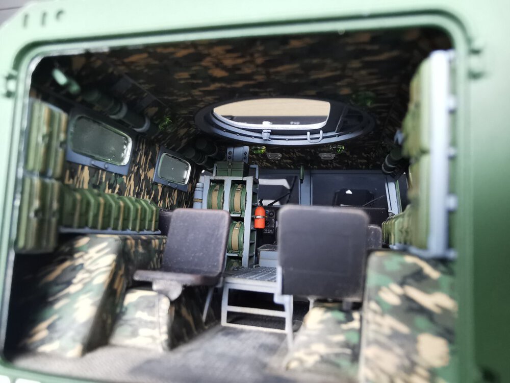 b09.jpg